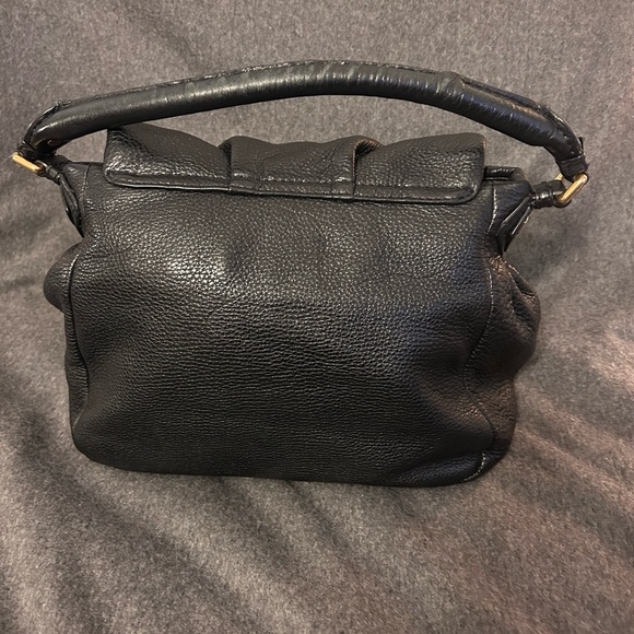 Marc by Marc Jacobs Lil Ukits black leather hobo bag - Picture 2 of 6